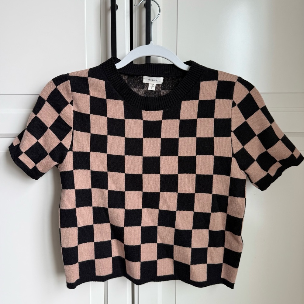 Debut Black and Camel Knit Sweater. Size M.